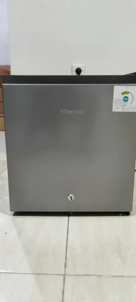 Kulkas Mini Bar Hisense