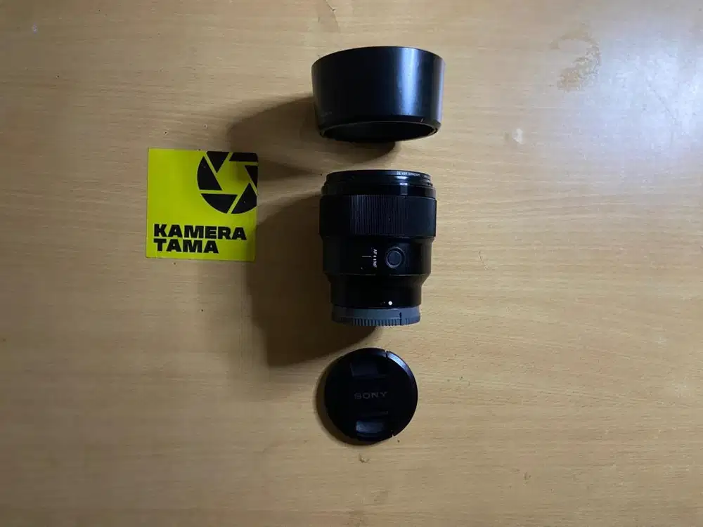 Lensa fix sony 85mm F1.8 FE