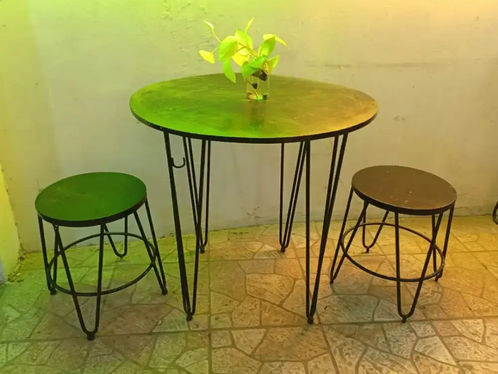 DIJUAL MEJA + KURSI TERAS