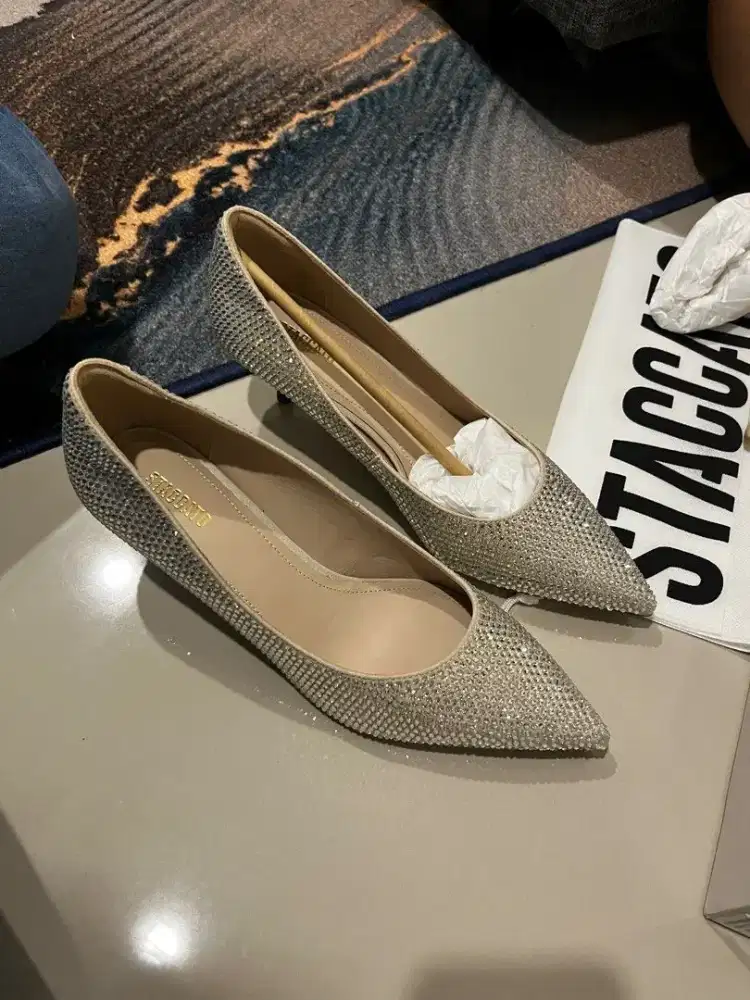 Staccato Heels silver shining shimmering