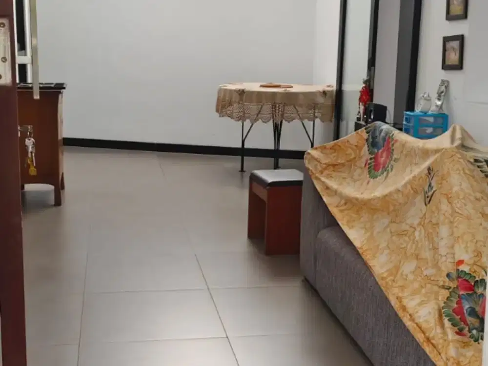 Rumah Minimalis Asri siap huni, Taman Kopo Indah