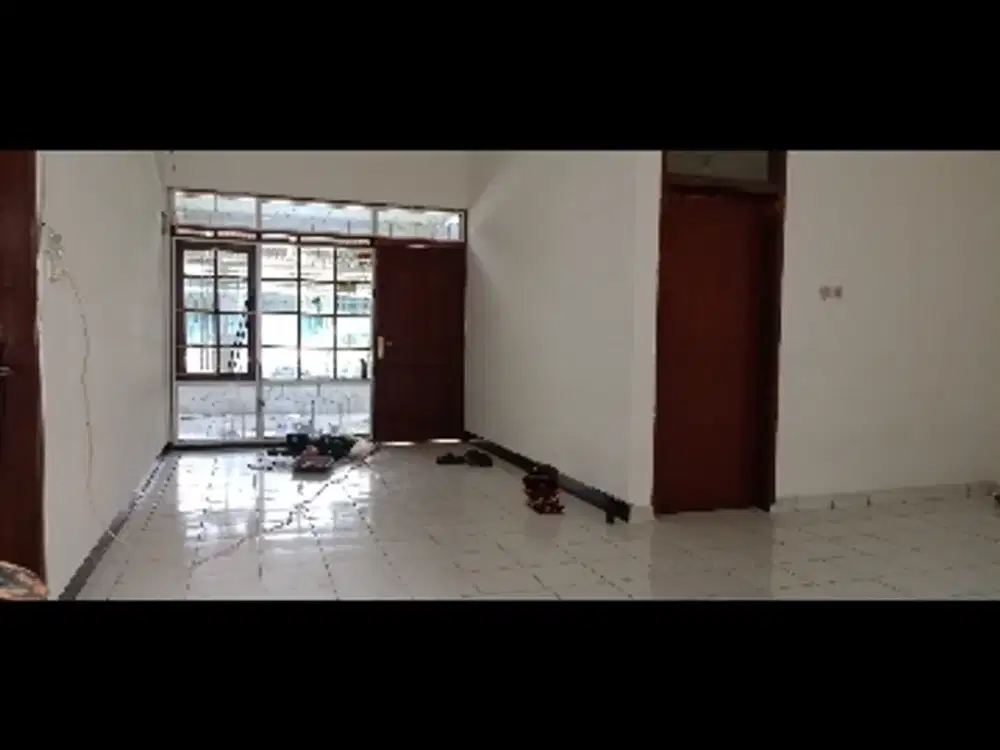 Rumah sewa murah bersih sudah renovasi, Taman Holis Indah