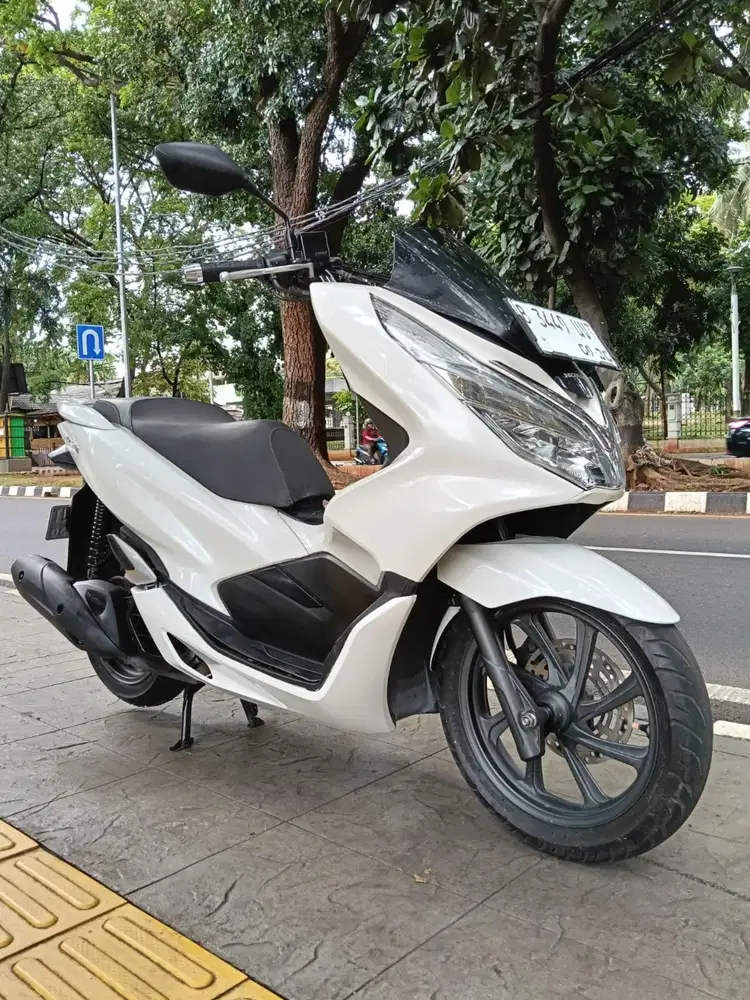 DP MINIM 2.500 CASH KREDIT HONDA PCX 150 CBS ISS THN 2020 PAJAK IDUP
