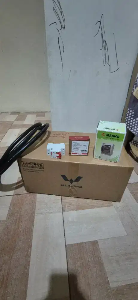 Dijual Wall Charger Wuling type CCS 2 BNIB