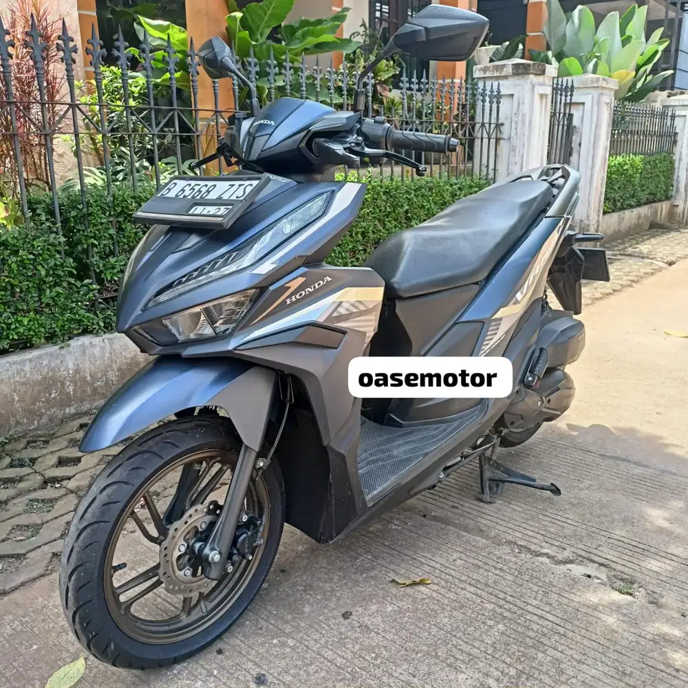 (B) Honda Vario 125 CBSISS keyless tahun 2022