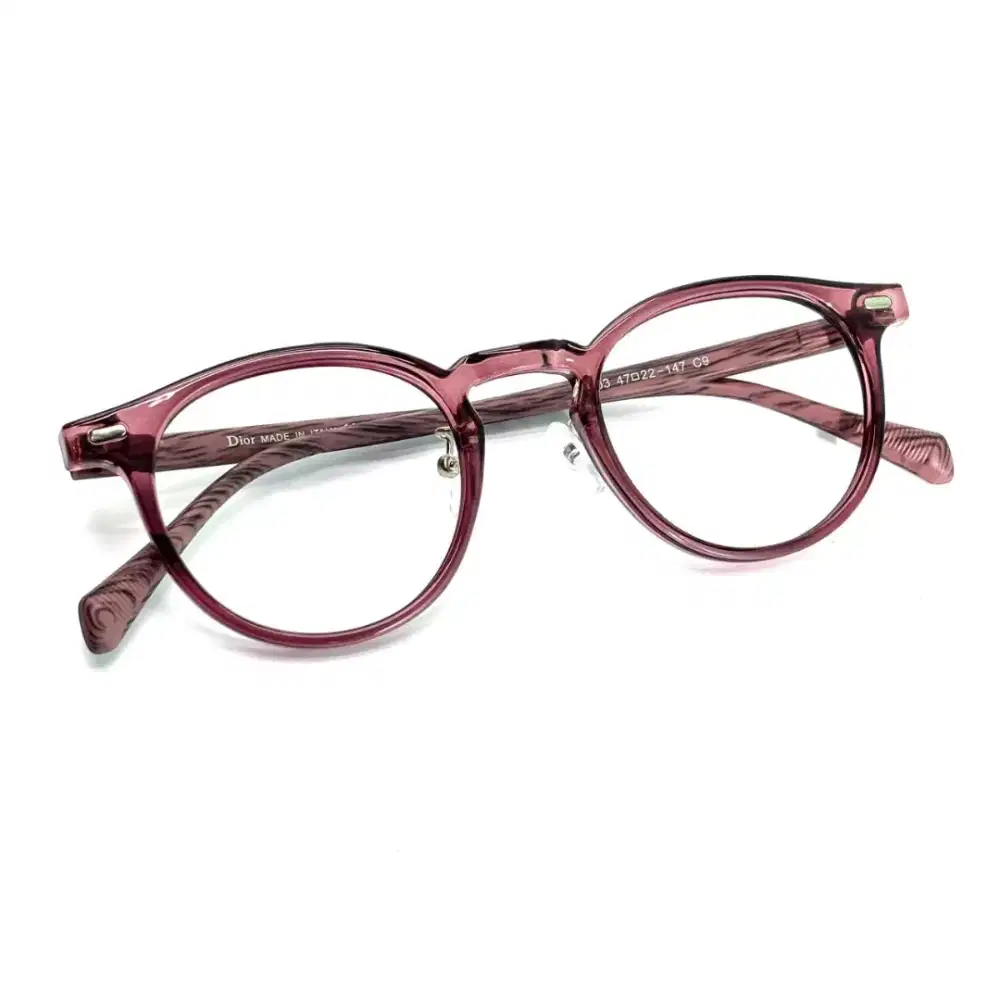 Di cari host live khusus wanita yang menarik dan berpengalaman