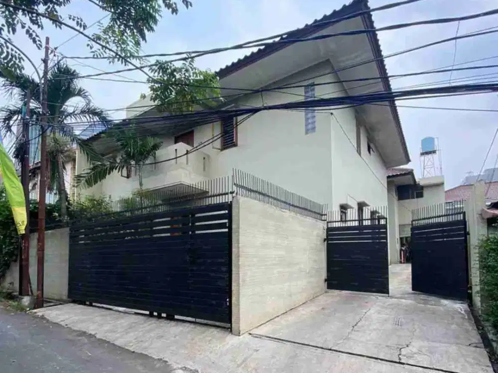 Dijual Rumah Bagus Siap Huni di Cilandak Jakarta Selatan