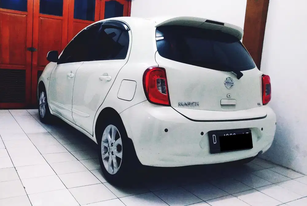 Nissan March 1.5 XS 2013'At