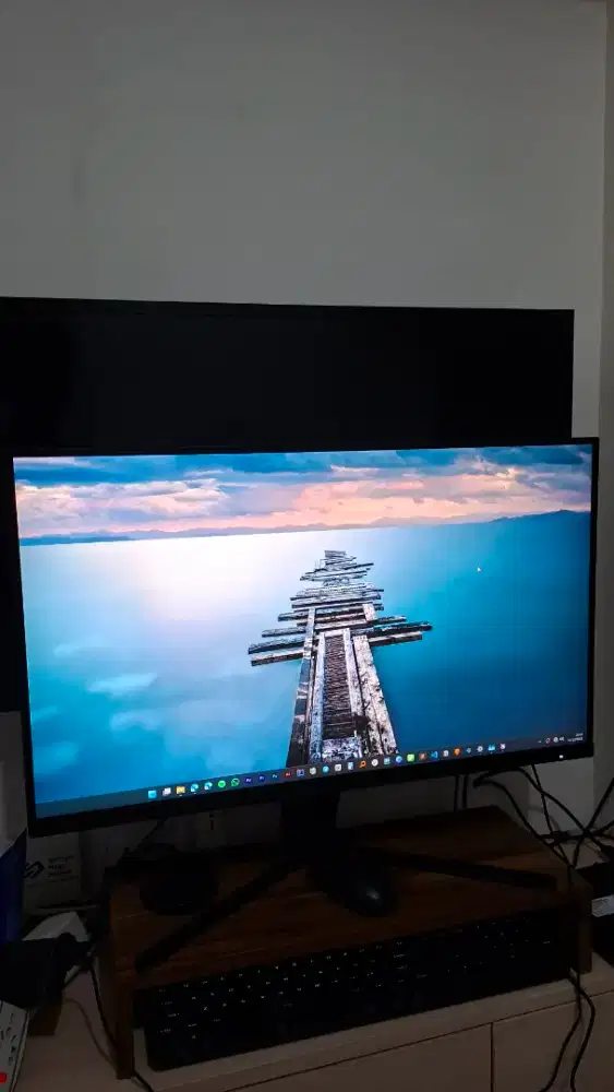Monitor 27 Inch + Mini PC HP Elitedesk 800 G4 65W