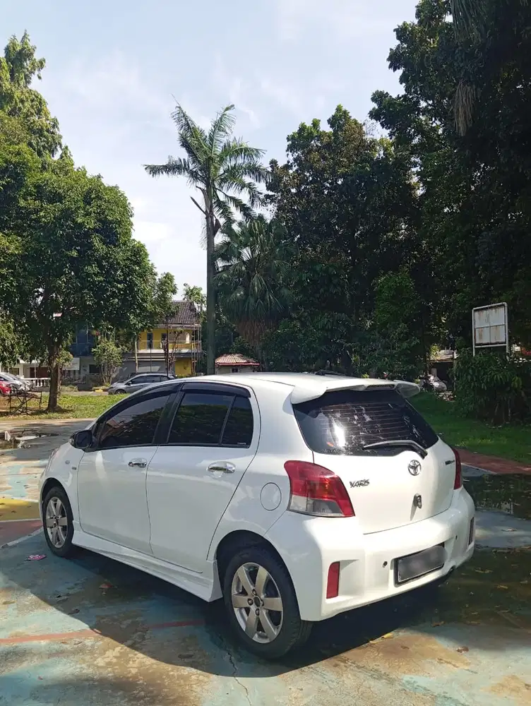 Toyota Yaris 2011 Bensin