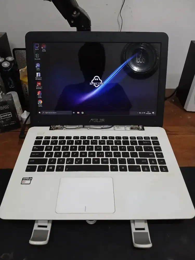 Laptop Asus X455WA ,Ram 6GB ,Hdd 500 GB ,Double VGA Amd Radeon R2