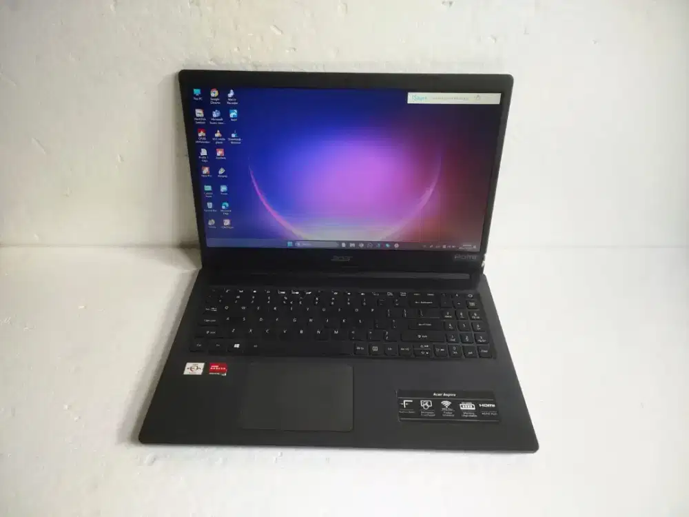A1324 Laptop Acer Extensa 215-22 Ram 8gb SSD 512gb AMD Athlon Silver