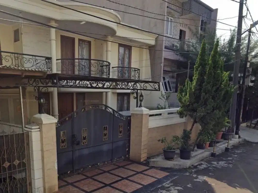 Rumah Janur Kuning Kelapa Gading Harmony Jakut