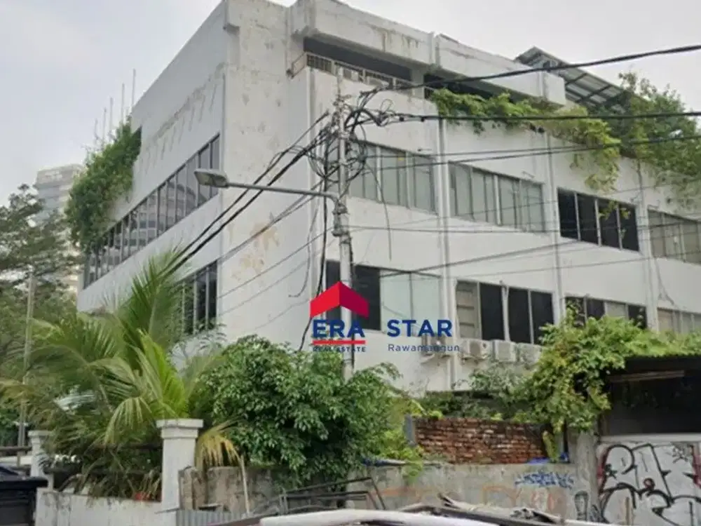 Gedung kantor 4 lantai luas 905 m2 harga murah di Melawai Jakarta Selatan