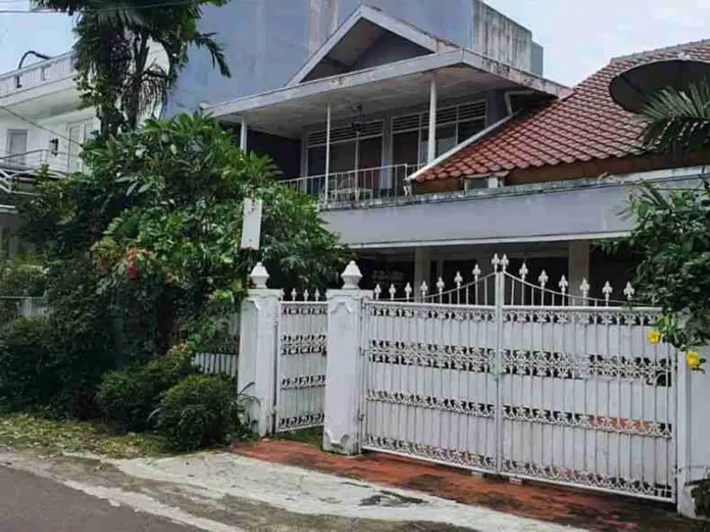 Dijual Rumah Bagus Siap Huni di Kebayoran Baru