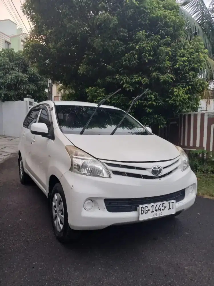 Toyota Avanza E mt 2014 pjk idup Rp 94jt