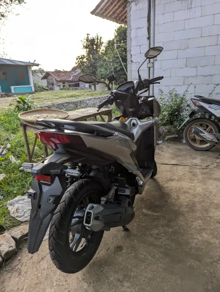 Dijual/TT sama beat fi atau yamaha