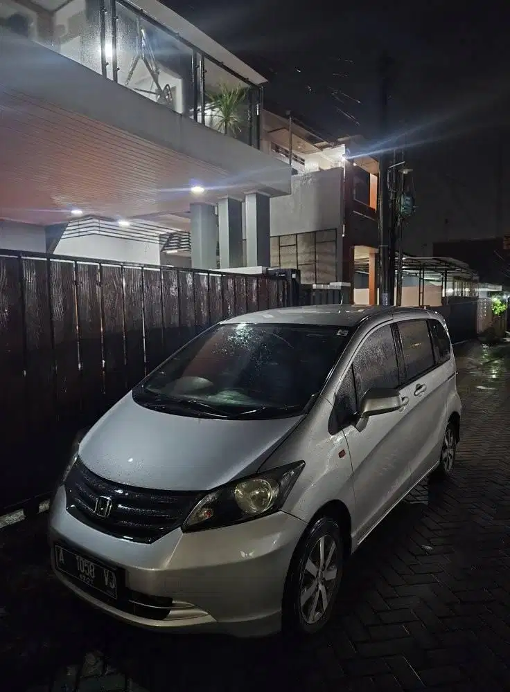 Honda Freed S 2012 Automatic