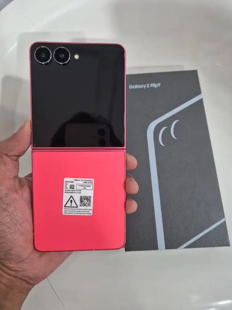Samsung Z Flip 7 5G 12/512gb sein seminggu pakai