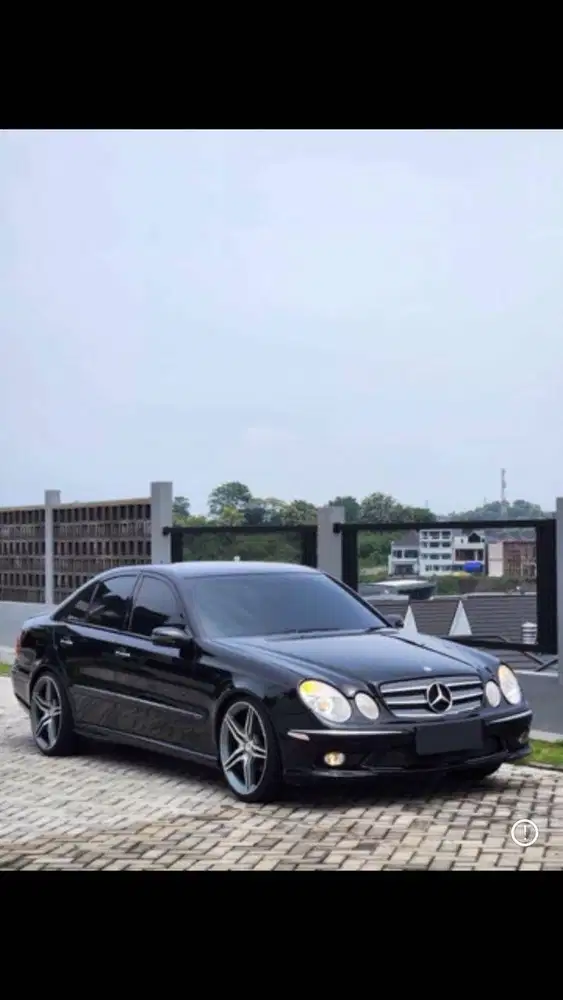 Mercedes Benz W211 type E 260