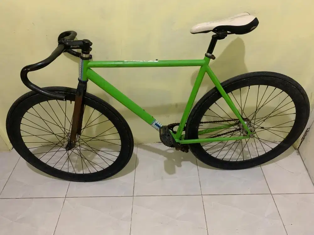 Sepeda fixie united soloist 02