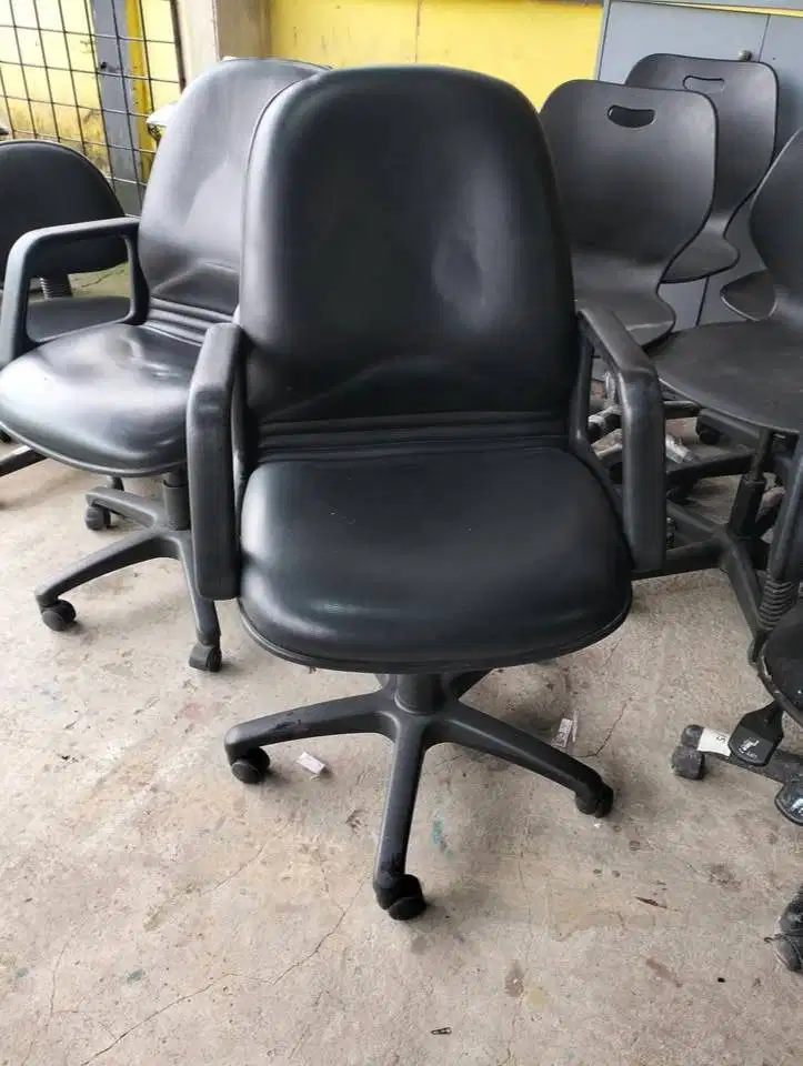 Kursi Kantor Hidrolik