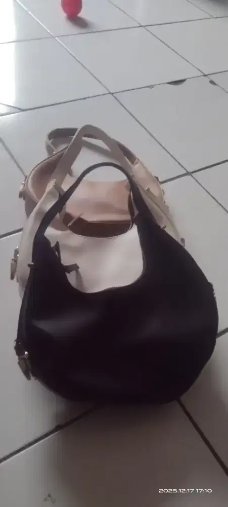 Tas tangan baru