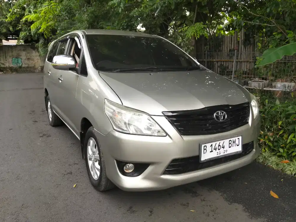 Toyota Kijang Innova G Bensin M/T 2005 Silver