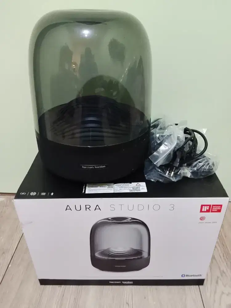 Harman/kardon aura studio 3