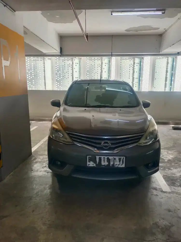 Grand Livina XV 1,5 AT 2014