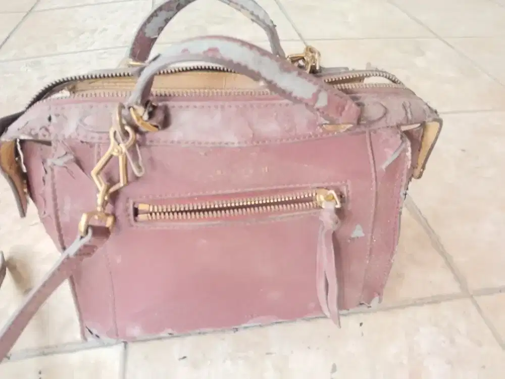 Tas merk ternama charles & kid