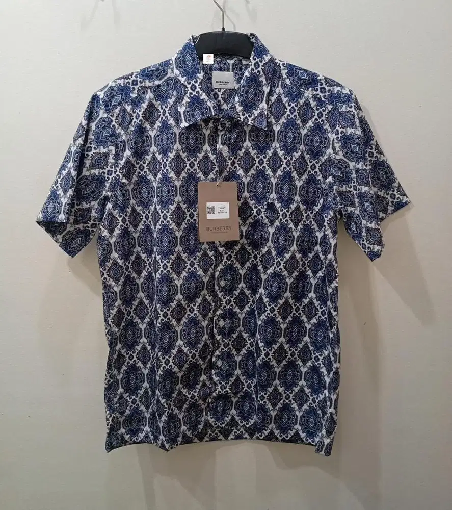 BURBERRY KEMEJA MOTIF BATIK