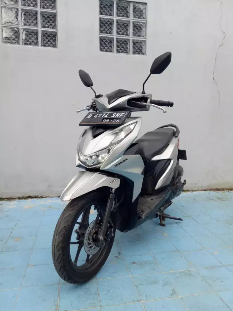 Honda Beat Deluxe CBS ISS 2021