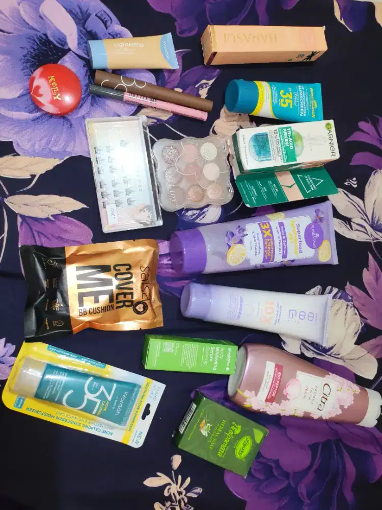 Dijual make-up dan skincare