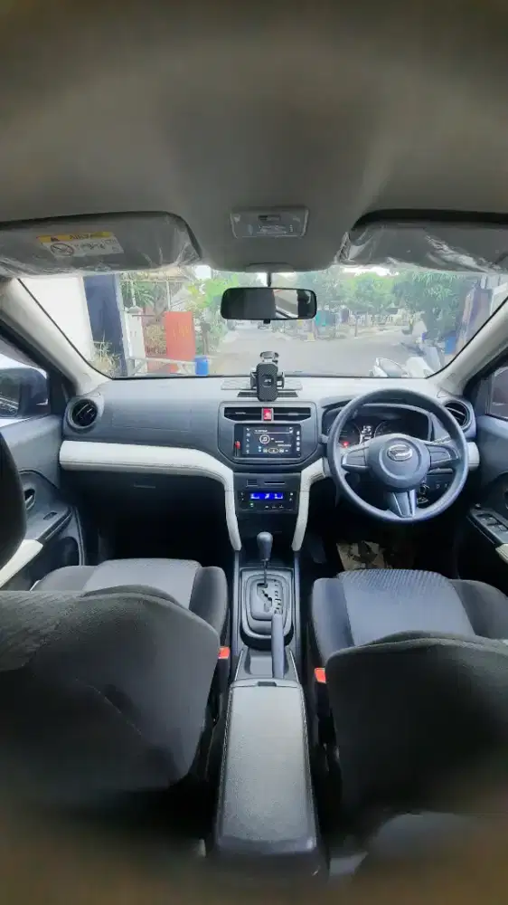 Daihatsu Terios X Deluxe AT 2022