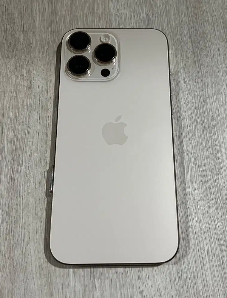 Iphone 16 pro max 256 gb, like new