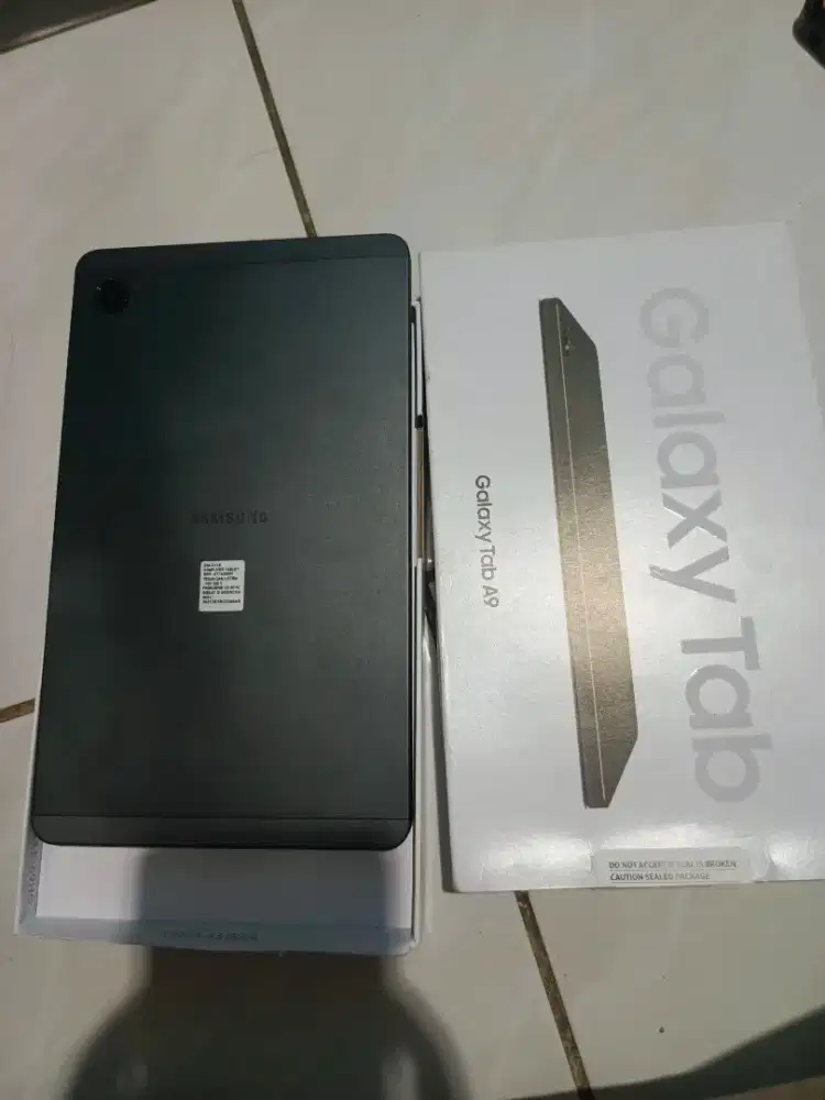 Samsung tab a9 ram 4/64 gb second sein