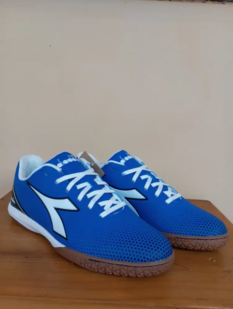 Sepatu Futsal Diadora