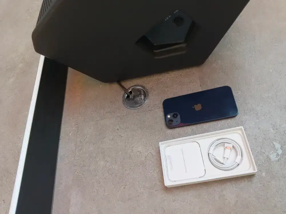 Iphone 13 128gb bener baru