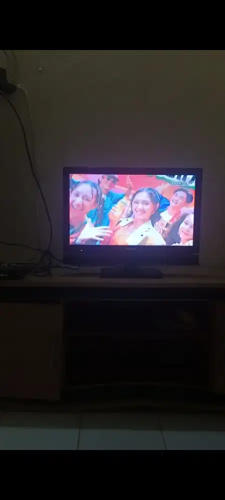 Jual TV led thosiba 24 inchi nya