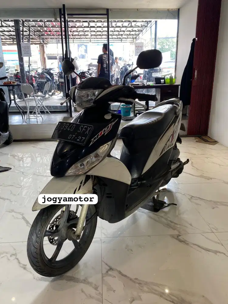 1 - yamaha mio j th 2012 BODY AMAN