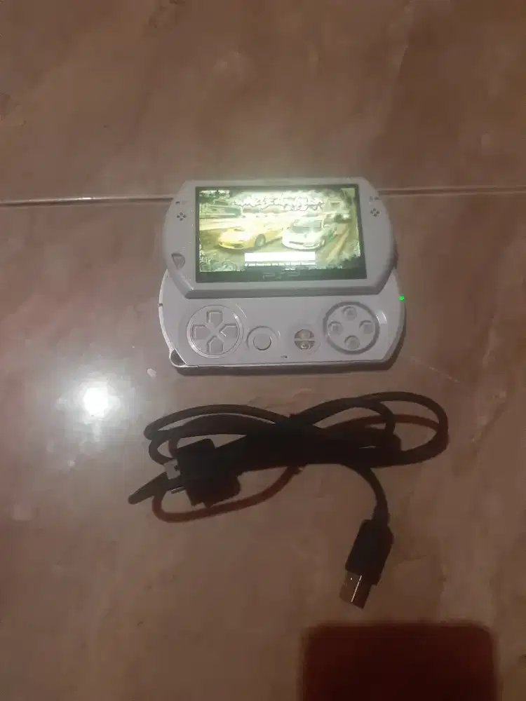 sony psp go N1001 mulus normal