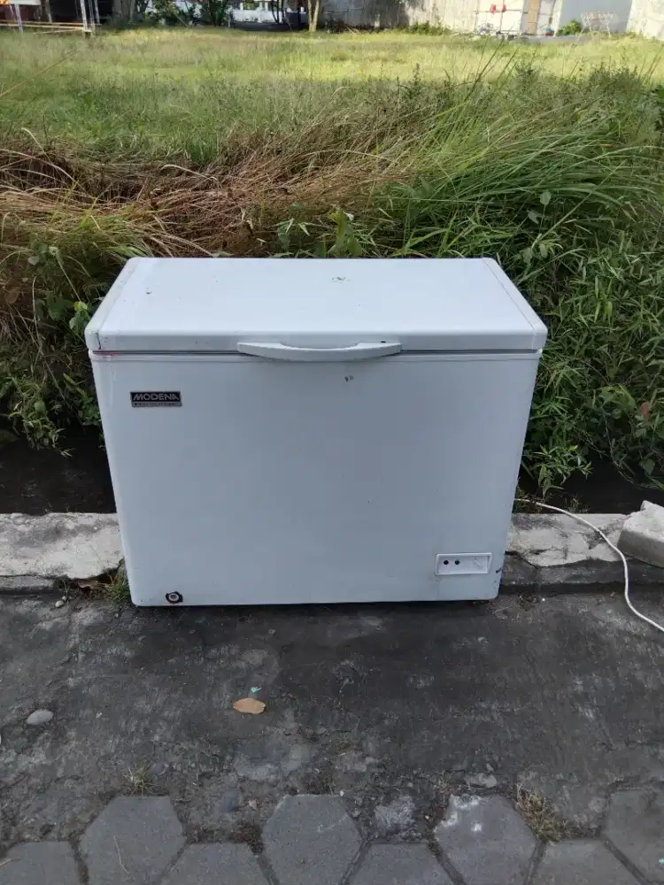 Freezer Box 200 liter