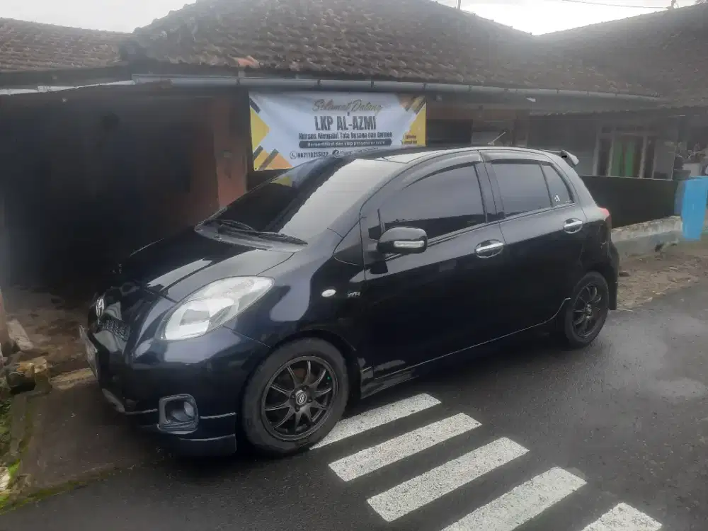 Yaris E 2012 facelift