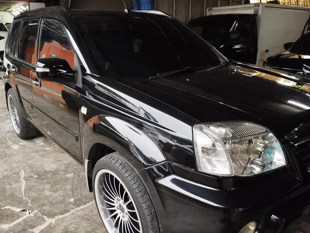 Jual Nissan X-Trail 2005 Bensin