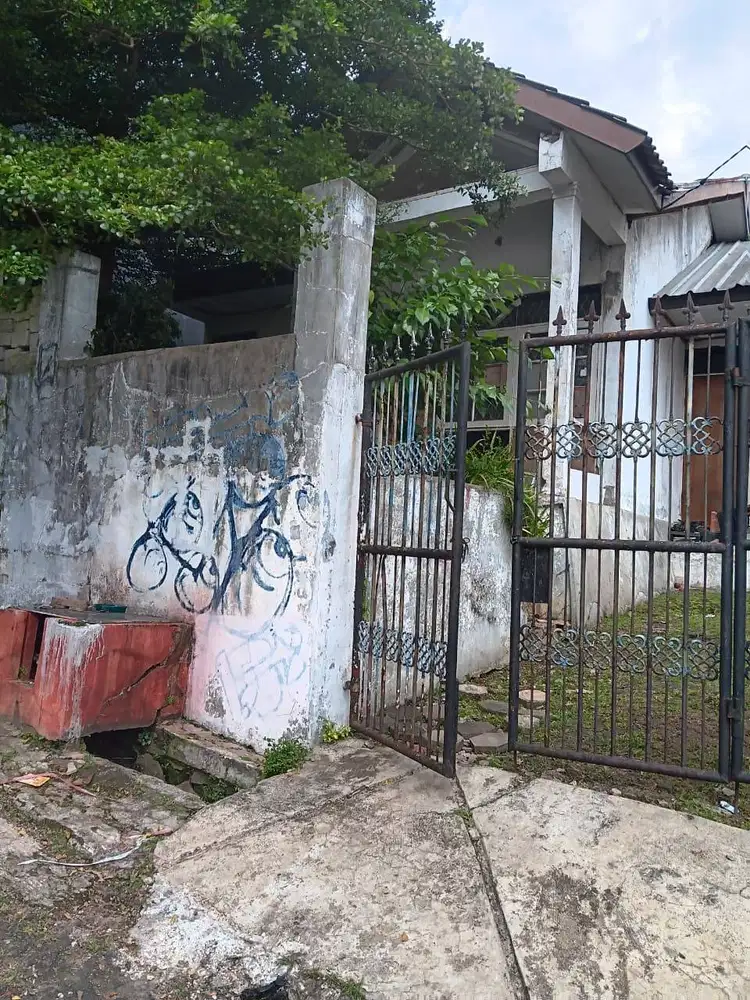 Dijual Rumah Jalan Masjid Zamrud, Blok A2 Perumahan Permata Cimahi