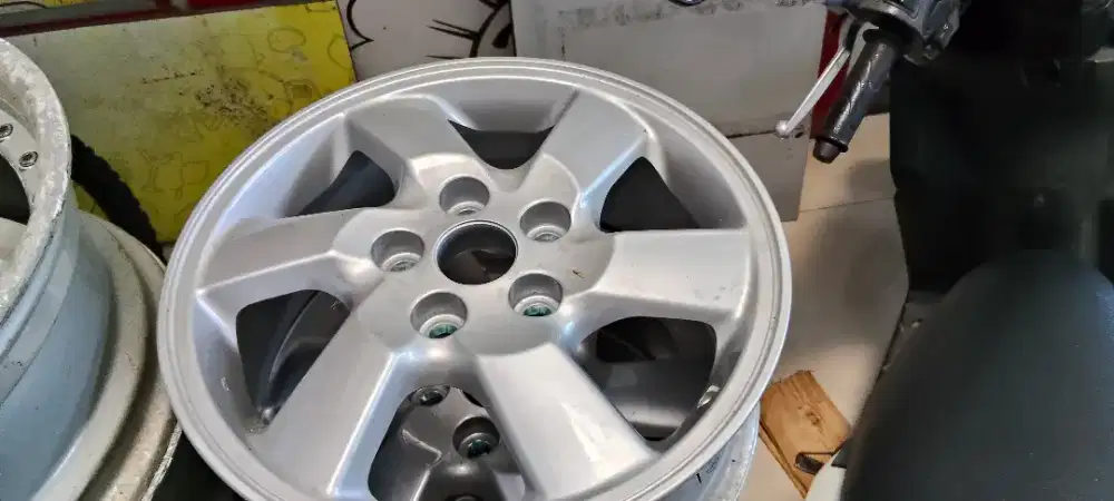 Velg mobil Terios dan Honda jazz