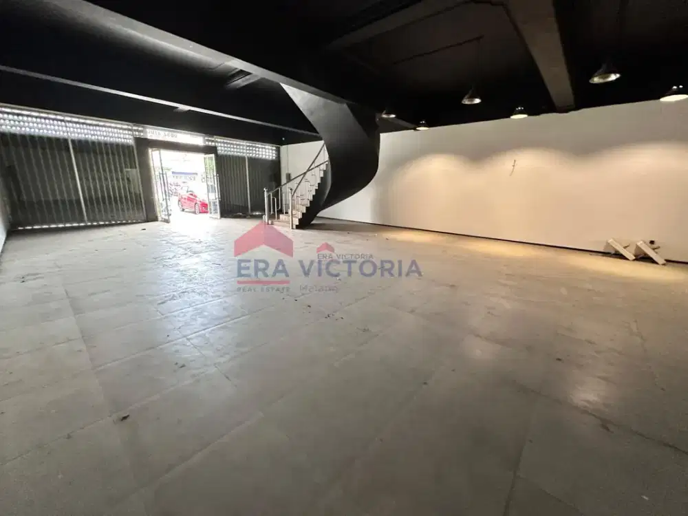 Ruko di Komplek Pertokoan Poros Jalan Ramai di Malang cocok untuk F&B, counter  HP