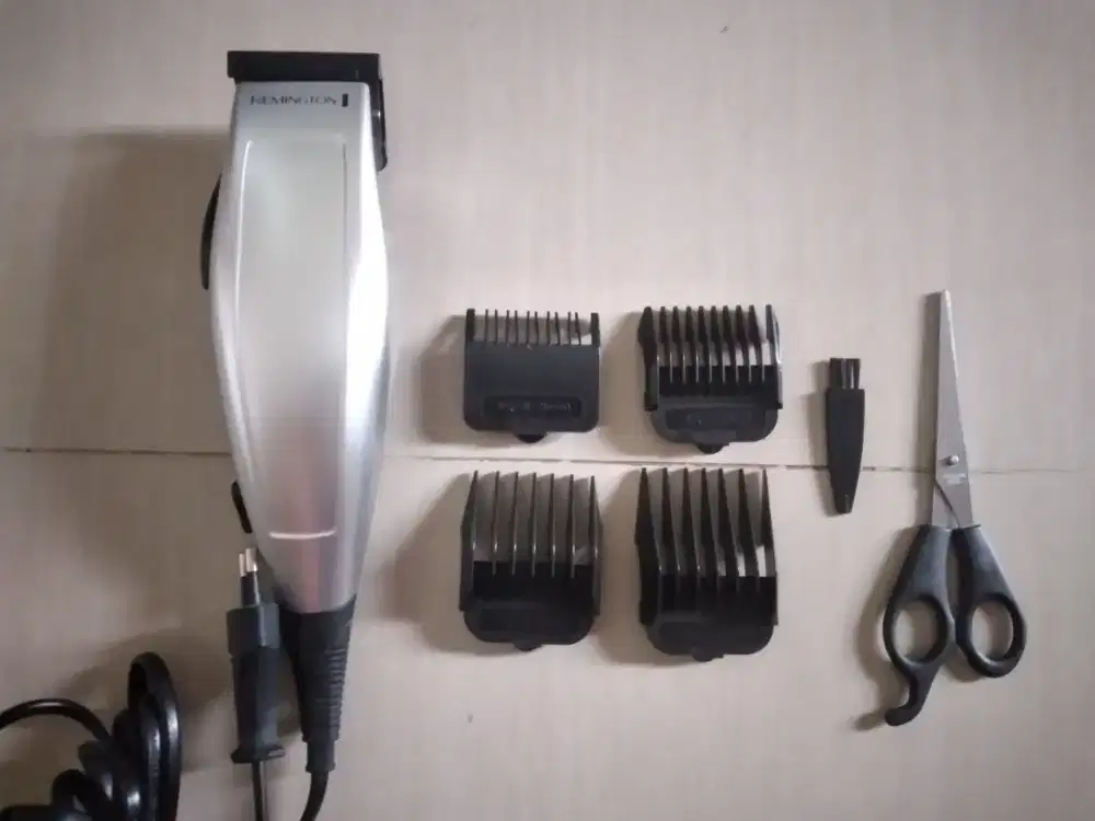 Mesin Cukur Remington HC70