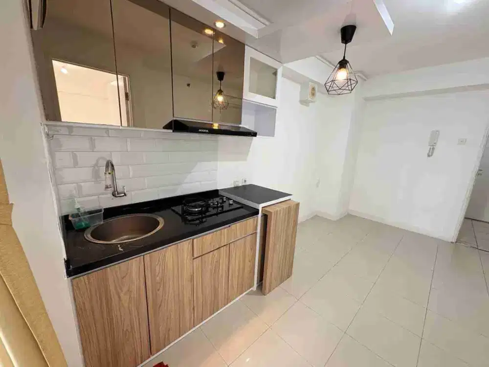 Sewa 2BR semi furnished atas mall apartemen Bassura City tower Alamanda